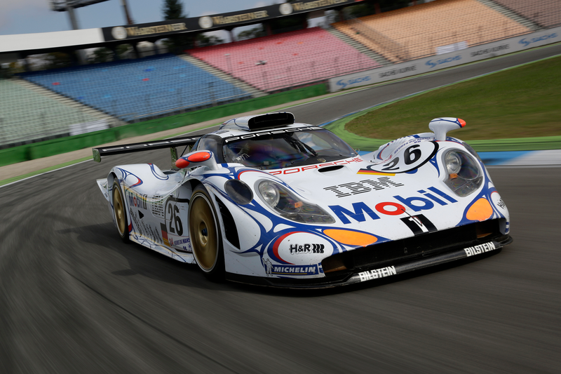Illustration for article titled Here Are Some Classic Le Mans Porsche Wallpapers, You're Welcome!